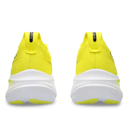 COMBO AVEC BASKETS 2 paires de baskets Asics Gel-Nimbus 26